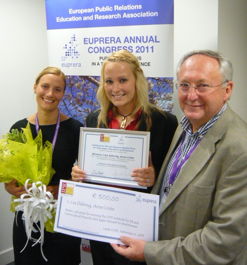 002 - IPR EUPRERA Award2011 Leeds - Duehring Linke Watson