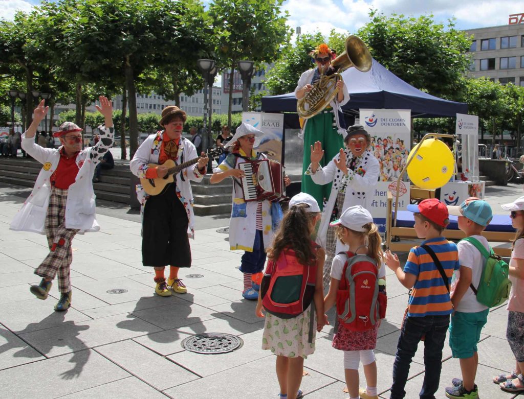Tag der Clown Doktoren corporate responsibility