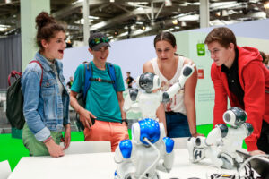 IdeenExpo RoboCup Nanoroboter Fink & Fuchs